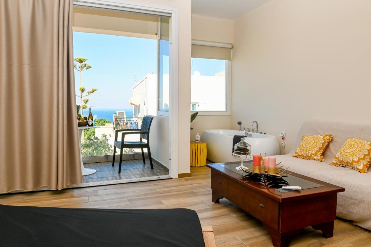 Residence By Georgia Studios Fira  Bagian luar foto
